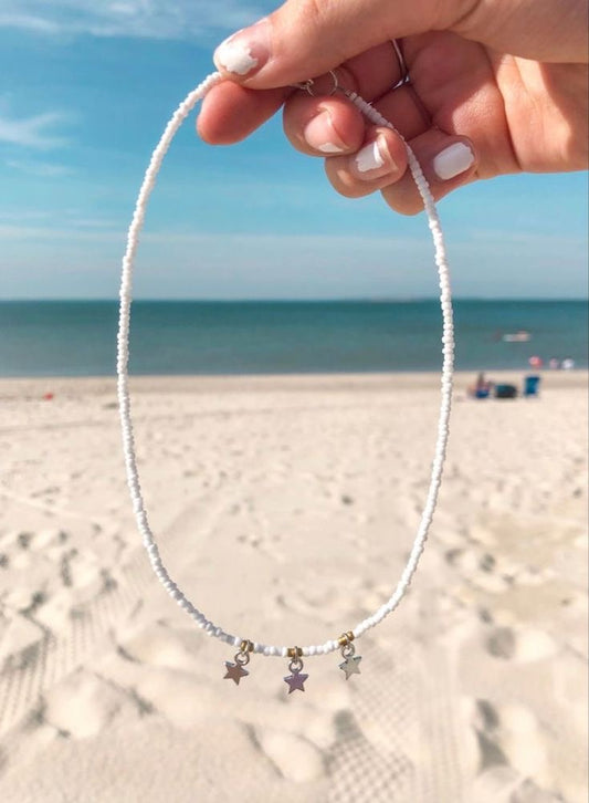 White beaded starry necklace ✨