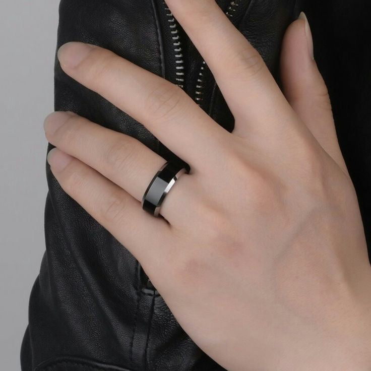 Black gotham ring ♟️