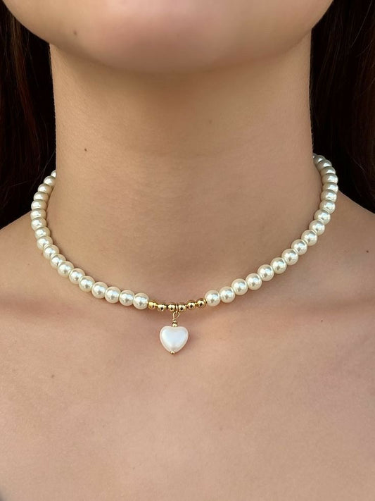 Pearl heart necklace 🤍